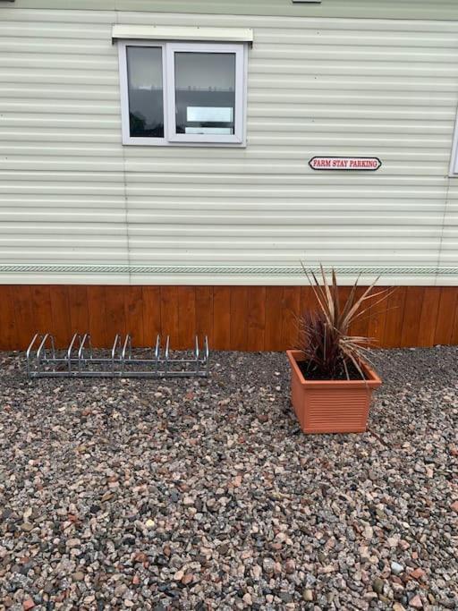 Farm Stay Caravan On Working Farm Dacre  Extérieur photo
