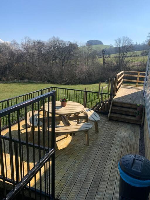 Farm Stay Caravan On Working Farm Dacre  Extérieur photo